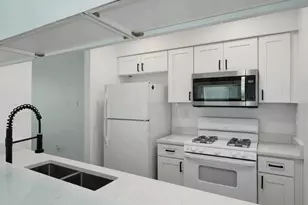 913 Sirocco Dr, Austin, TX 78745 - Photo 11