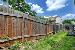 913 Sirocco Dr, Austin, TX 78745 - Photo 23