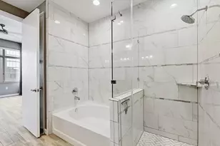 54 Rainey St, Austin, TX 78701 - Photo 15