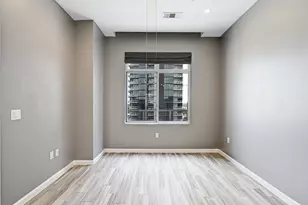 54 Rainey St, Austin, TX 78701 - Photo 21
