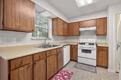 4902 Avalon Avenue, Austin, TX 78744 - Photo 5