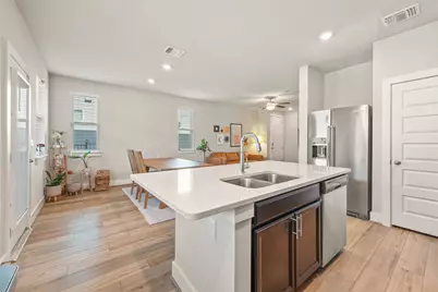 7403 Acela Trail, Austin, TX 78744 - Photo 7