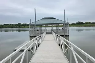 1353 Lakeside Loop, Round Rock, TX 78665 - Photo 17