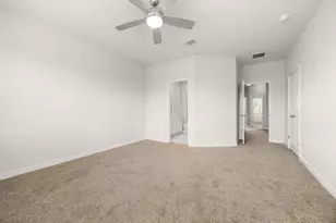605 W South St St, Leander, TX 78641 - Photo 25
