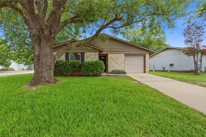 6205 Shadow Bend, Austin, TX 78745 - Photo 5
