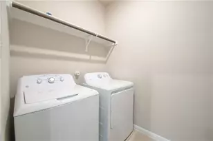 6400 Wolf Pack Dr, Pflugerville, TX 78660 - Photo 15