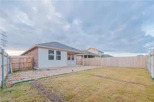 6400 Wolf Pack Dr, Pflugerville, TX 78660 - Photo 19
