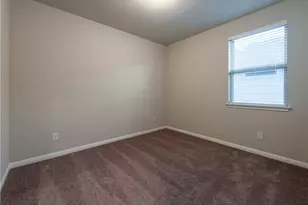 6400 Wolf Pack Dr, Pflugerville, TX 78660 - Photo 11