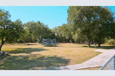 105 Meadow Drive, Georgetown, TX 78633 - Photo 19