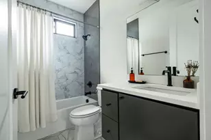3508 Lyons Rd, Austin, TX 78702 - Photo 21