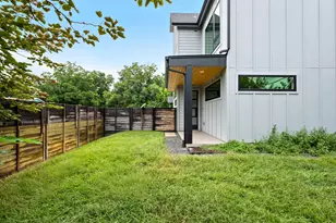 3508 Lyons Rd, Austin, TX 78702 - Photo 35