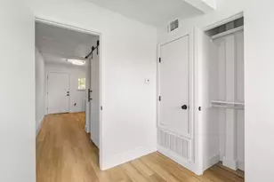 7929 Gault St, Austin, TX 78757 - Photo 9