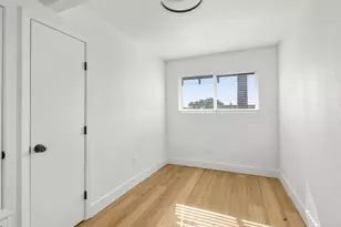 7929 Gault St, Austin, TX 78757 - Photo 7