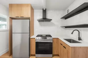 7929 Gault St, Austin, TX 78757 - Photo 3