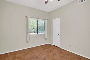 9100 Mountain Ridge Dr, Austin, TX 78759 - Photo 19
