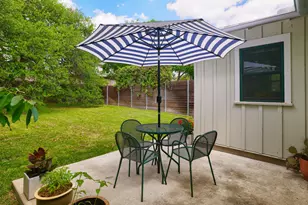 810 Ethel St, Austin, TX 78704 - Photo 17