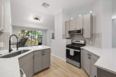 2804 Allison Drive, Austin, TX 78741 - Photo 13