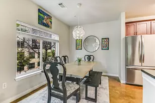 910 W 25th St, Austin, TX 78705 - Photo 3