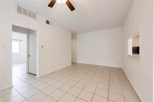 9100 Mountain Ridge Dr, Austin, TX 78759 - Photo 15