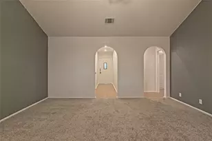 909 Garden Meadow Dr, Georgetown, TX 78628 - Photo 5