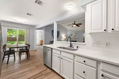 9511 Curlew Drive, Austin, TX 78748 - Photo 7