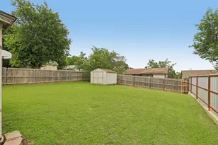 1105 Blue Ridge Dr, Austin, TX 78753 - Photo 29