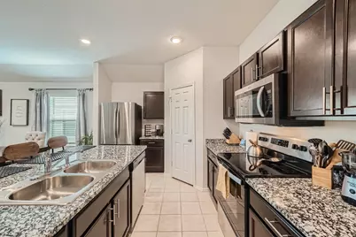 717 Taggart Trail, Jarrell, TX 76537 - Photo 5