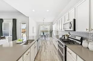 7212 Cardinal Bloom Loop, Austin, TX 78744 - Photo 11