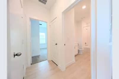 9400 Oxbow Strap Drive, Austin, TX 78724 - Photo 7