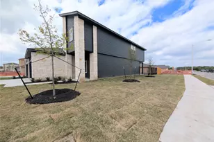 9400 Oxbow Strap Dr, Austin, TX 78724 - Photo 3
