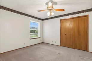 250 Hickory Dr, Elgin, TX 78621 - Photo 19