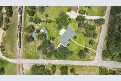250 Hickory Drive, Elgin, TX 78621 - Photo 35