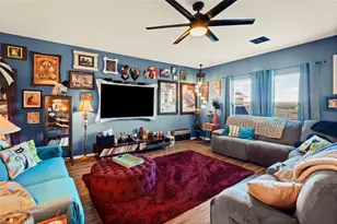 116 Night Riders Wy, Jarrell, TX 76537 - Photo 17