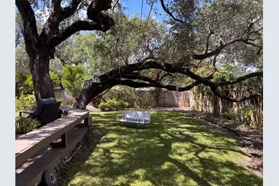 435 Forrest Hill Drive, San Antonio, TX 78209 - Photo 37