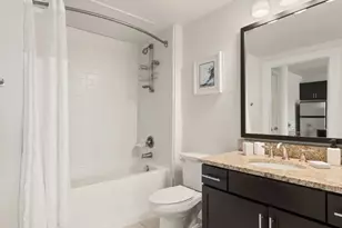 7200 Easy Wind Dr, Austin, TX 78752 - Photo 13