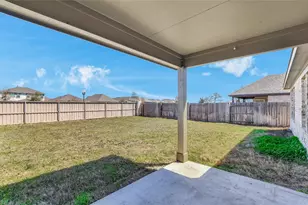 132 Periwinkle Ln, Bastrop, TX 78602 - Photo 25