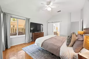 3607 Latimer Dr, Austin, TX 78732 - Photo 17