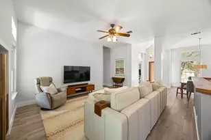 3607 Latimer Dr, Austin, TX 78732 - Photo 7