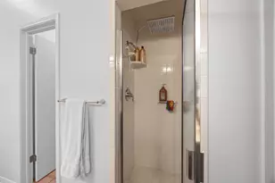 3607 Latimer Dr, Austin, TX 78732 - Photo 19