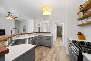 3607 Latimer Dr, Austin, TX 78732 - Photo 11