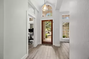 3607 Latimer Dr, Austin, TX 78732 - Photo 3