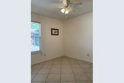110 N Kanaio Drive #B, Bastrop, TX 78602 - Photo 11