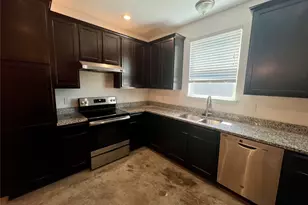 805 Hallie Cove, Lockhart, TX 78644 - Photo 25