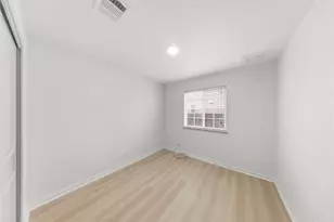 14504 Martial Eagle Dr, Elgin, TX 78621 - Photo 17