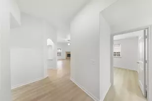 14504 Martial Eagle Dr, Elgin, TX 78621 - Photo 3