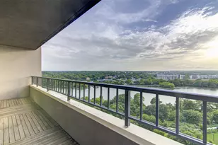 40 N Interstate 35 Hwy, Austin, TX 78701 - Photo 11