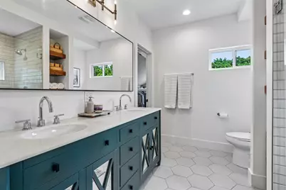 1706 Perez Street #1, Austin, TX 78721 - Photo 27