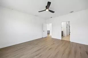 115 Centerfire Ln, Georgetown, TX 78633 - Photo 13