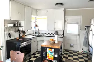 900 W Prairie Lea St, Lockhart, TX 78644 - Photo 5