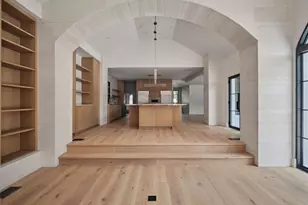 13 Niles Rd, Austin, TX 78703 - Photo 11